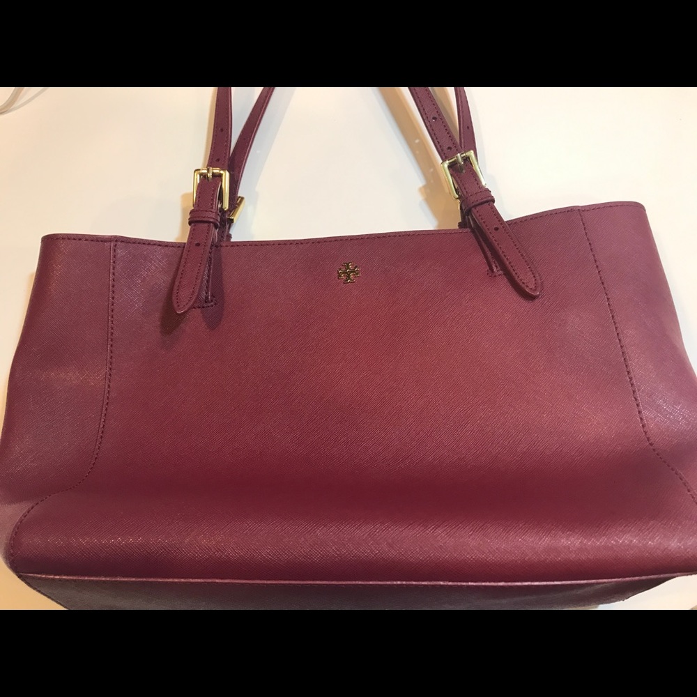 Authentic Tory Burch Emerson small buckle tote